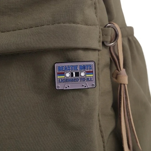 Beastie Boys Licensed to Ill Cassette Enamel Pin 80s Punk Rock Music Tape Brooch - Picture 5 of 7